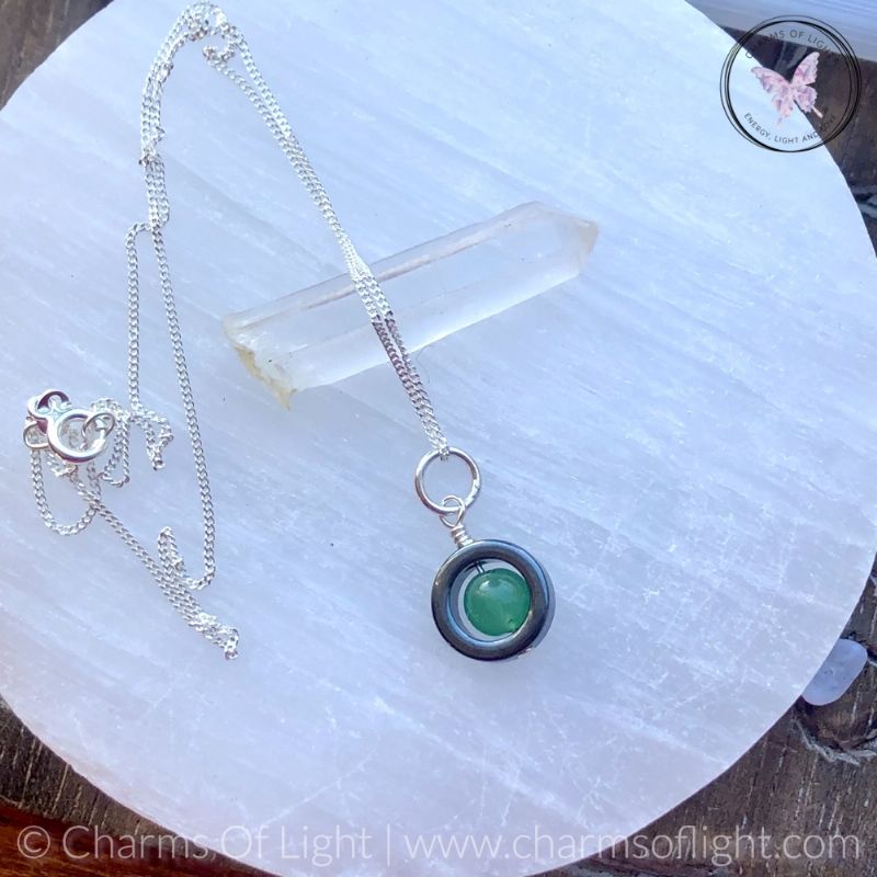 Hematite Gemstone Fidget Necklace (Green Aventurine)